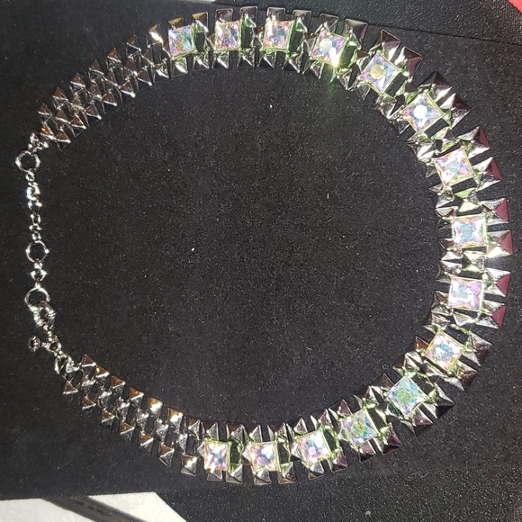 J. Crew Aurore Boreale Crystal Silver Necklace. - Picture 2 of 4